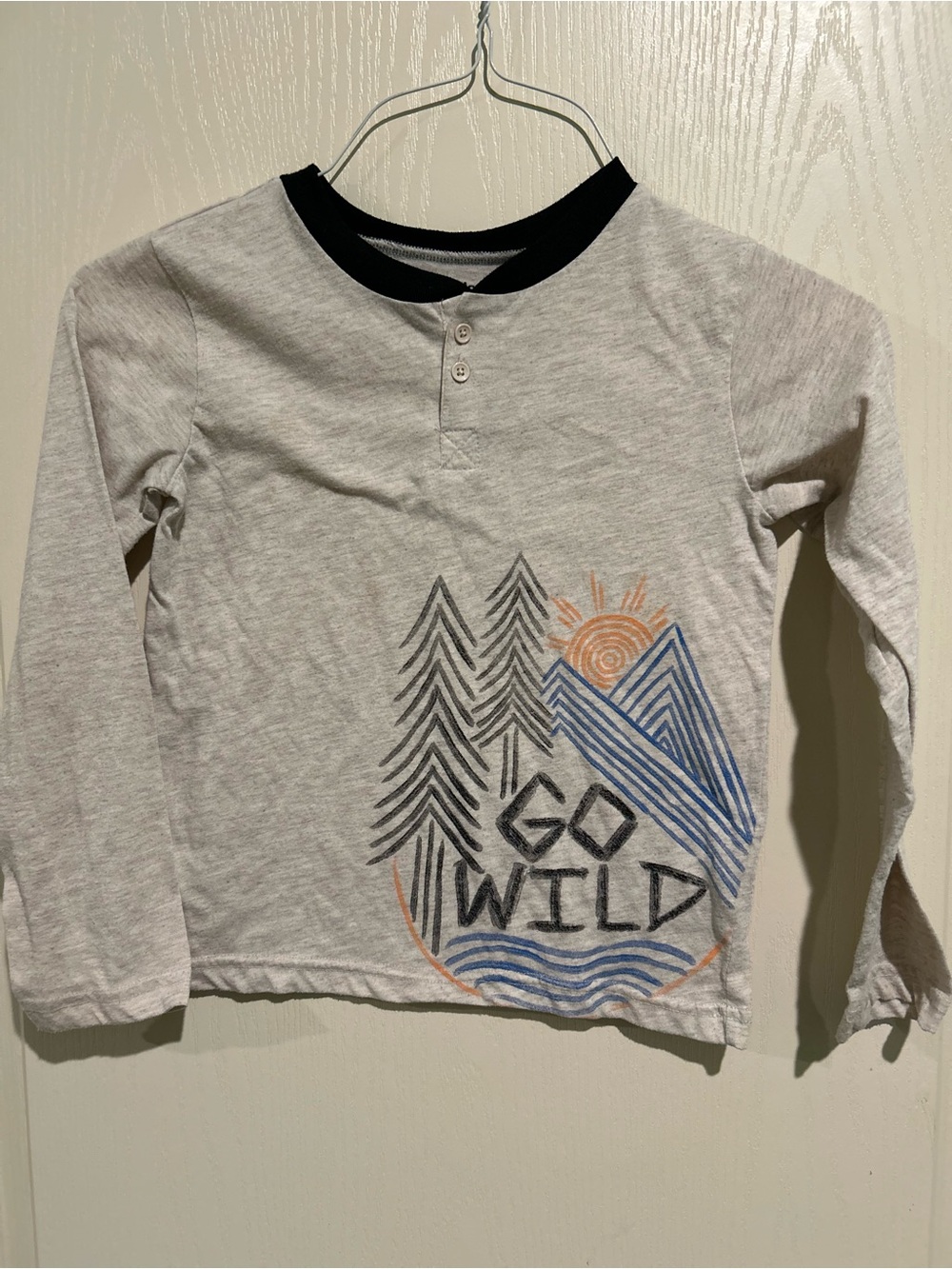Komar Kids Gray Long Sleeve Henley with Black Neck Trim and Mountain Graphic